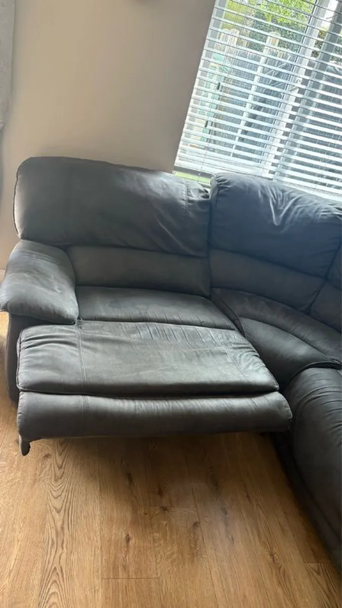 large sofa - Image 3