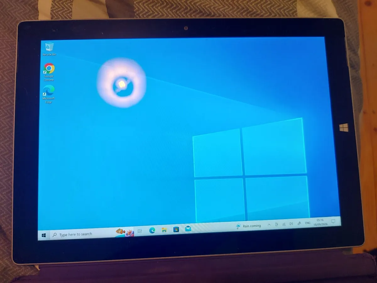 Microsoft Surface Tablet Laptop Intel Atom x7-Z870 - Image 4