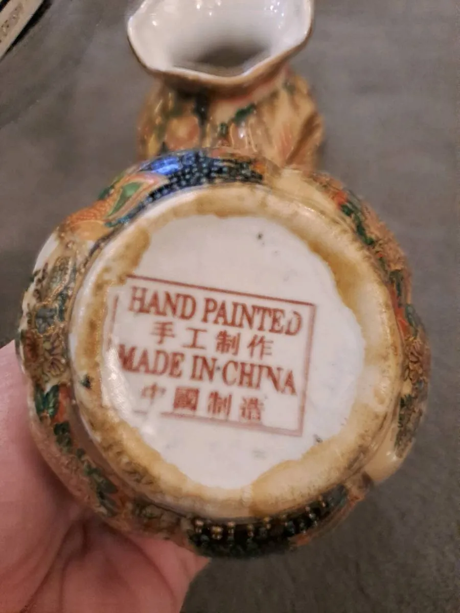 Pair of Hand-Painted Chinese Satsuma Style Vases - Image 3