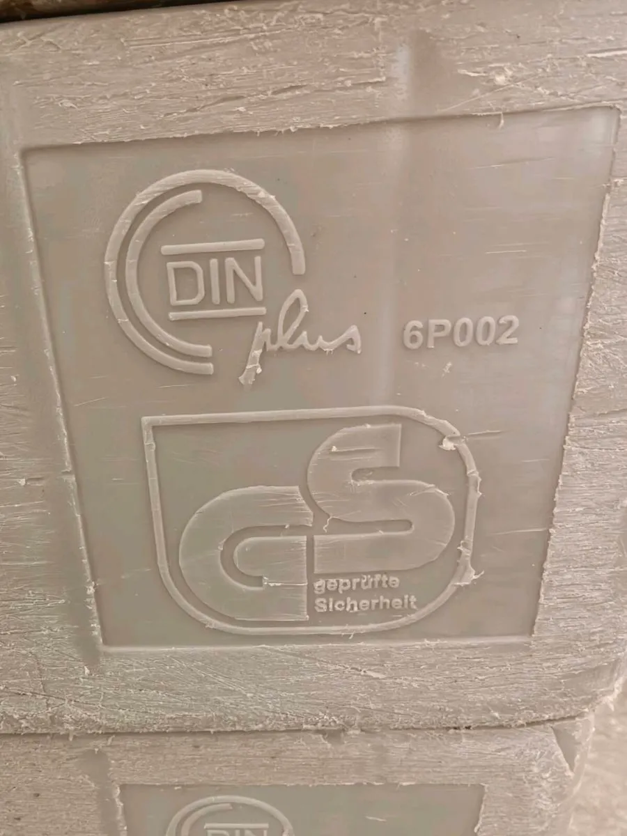 Plastic euro pallets - Image 3