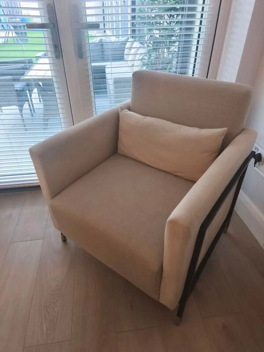 Armchair - Image 2