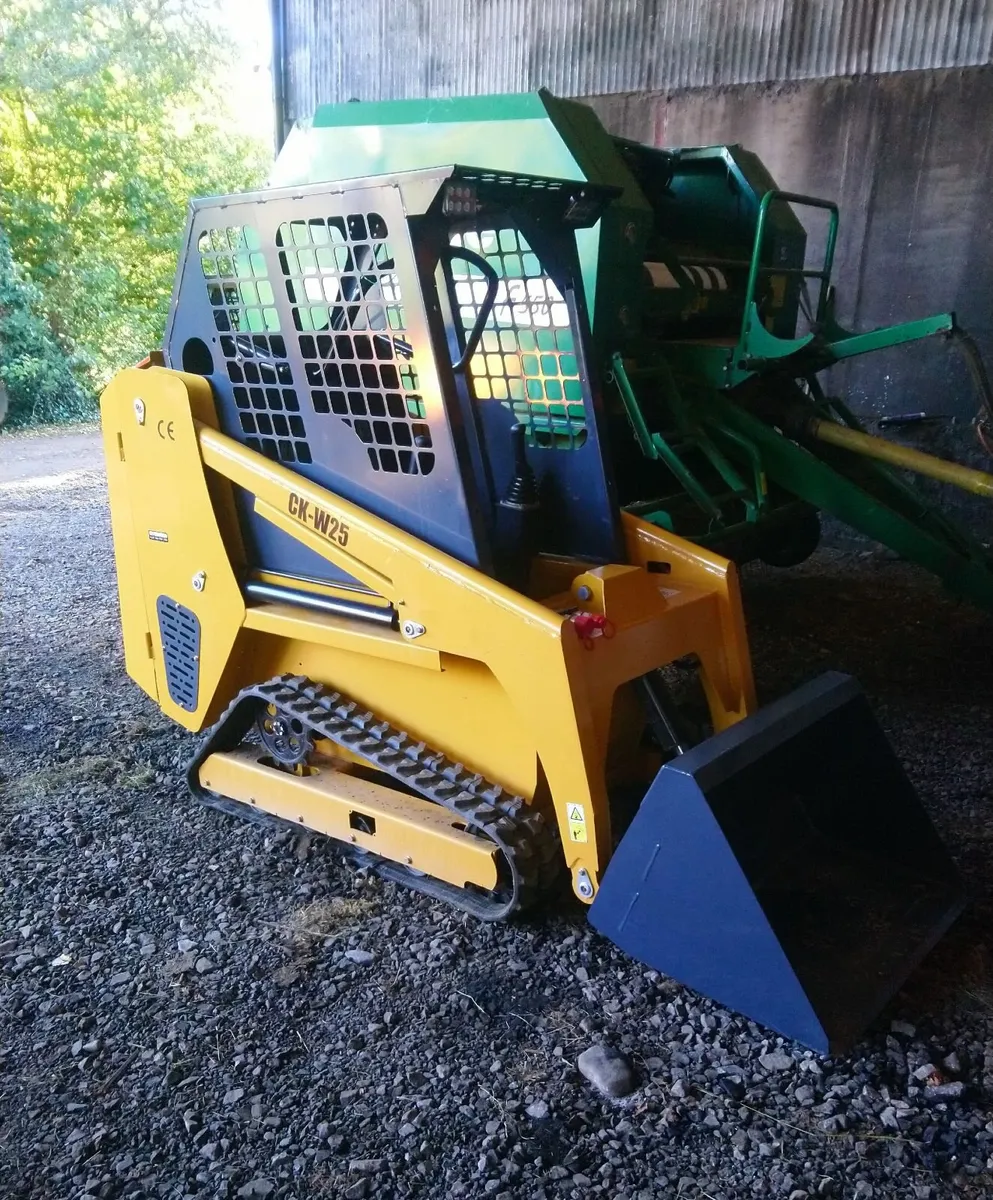 NEW CAPTOK CW25 SKIDSTEER - Image 1