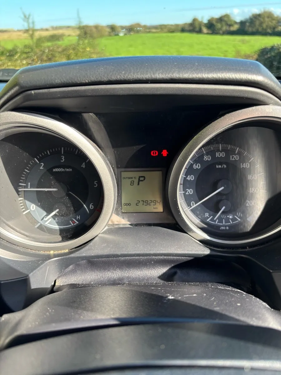 Toyota Landcruiser 3.0 D4D business class - Image 3