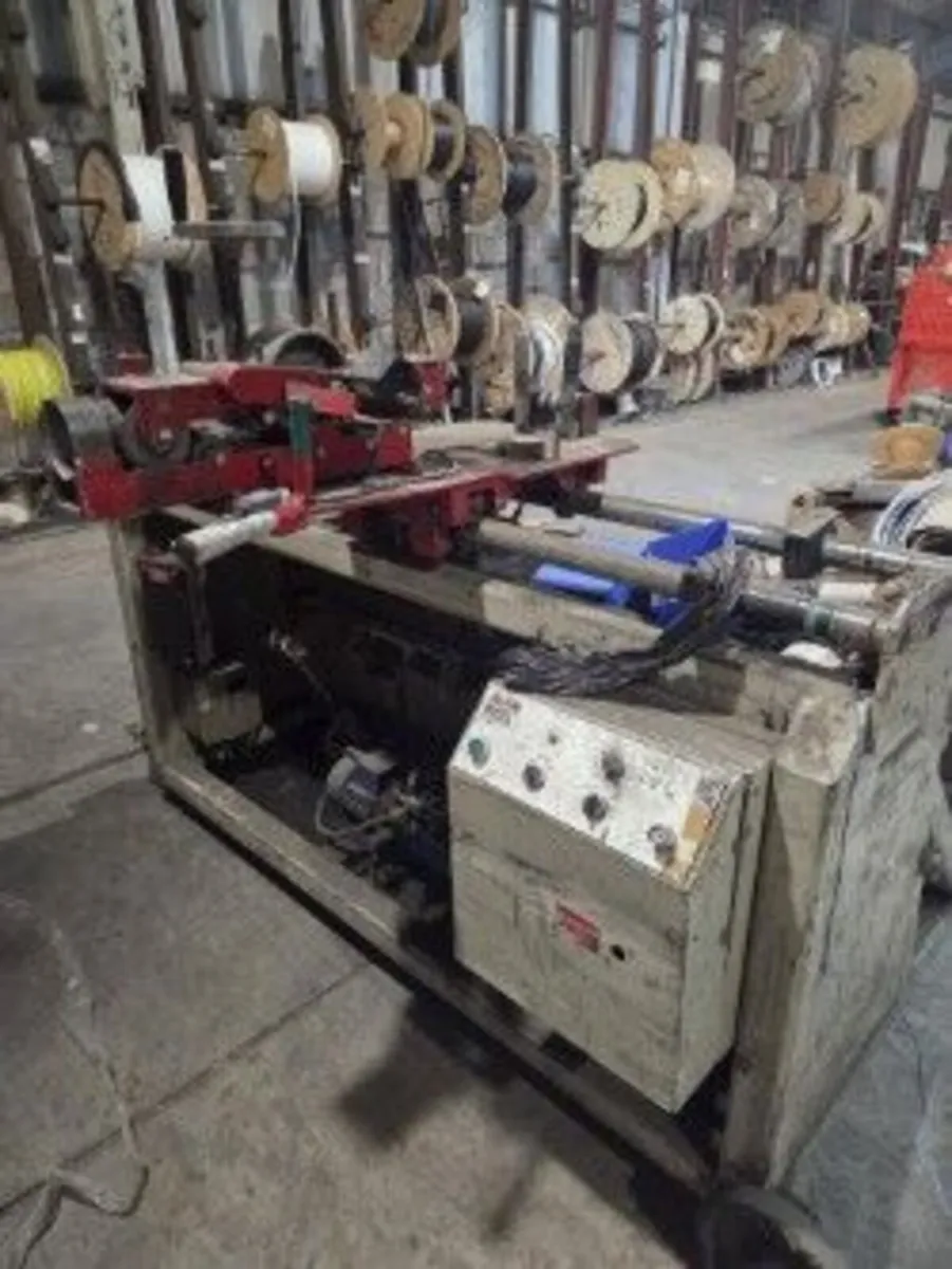 cable machine - Image 3