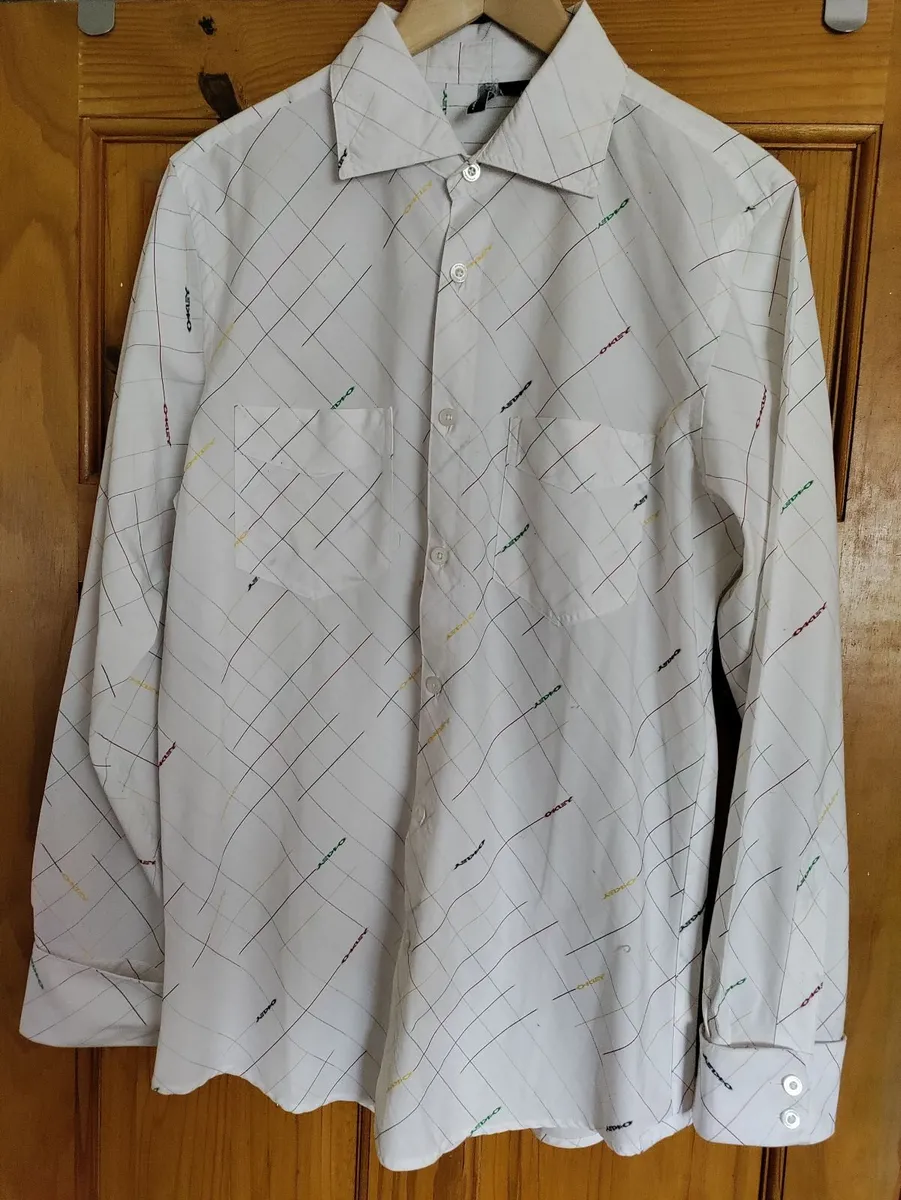 Oakley Casual Dress shirt L - Image 1