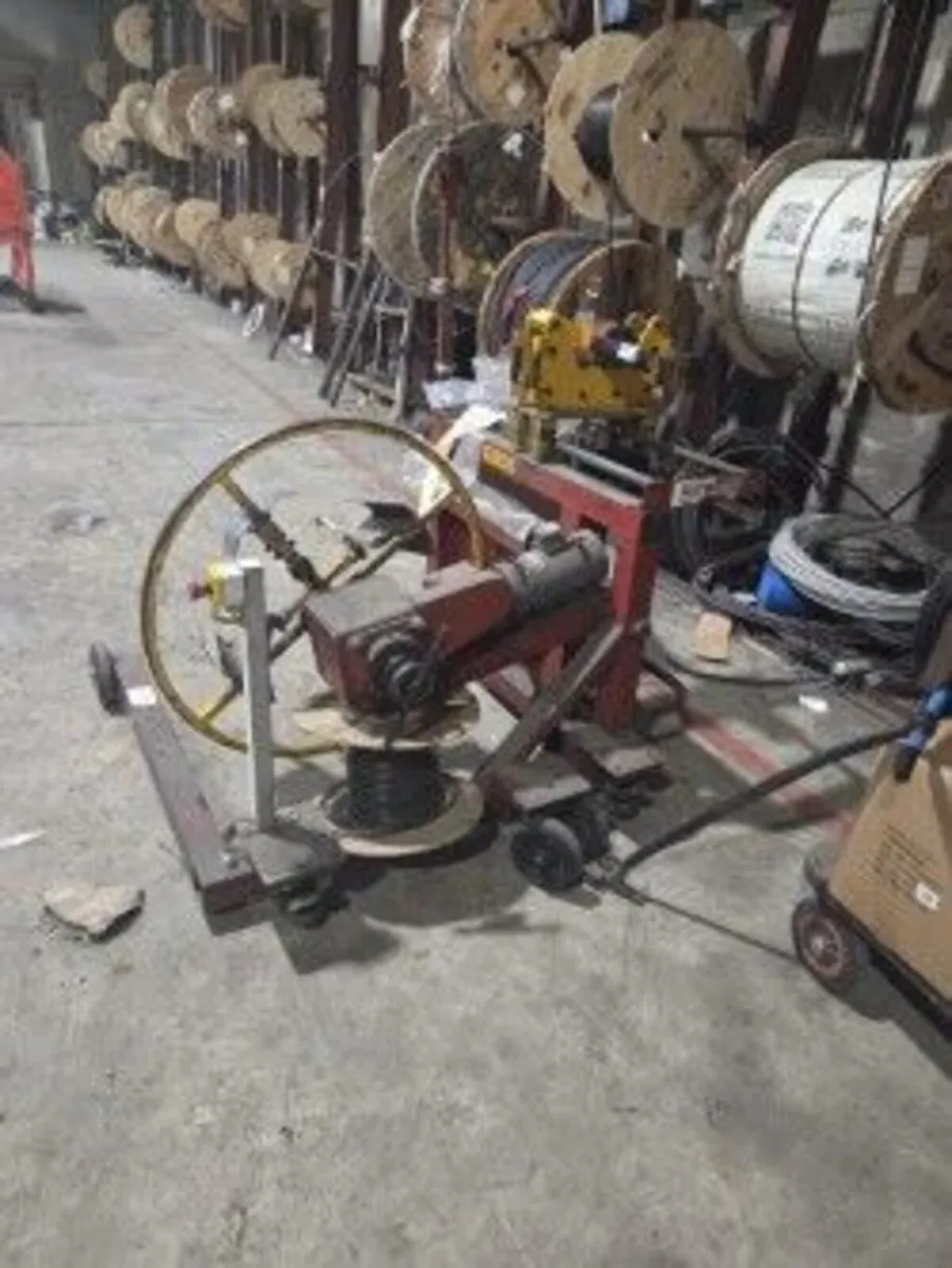 Cable Machine - Image 3