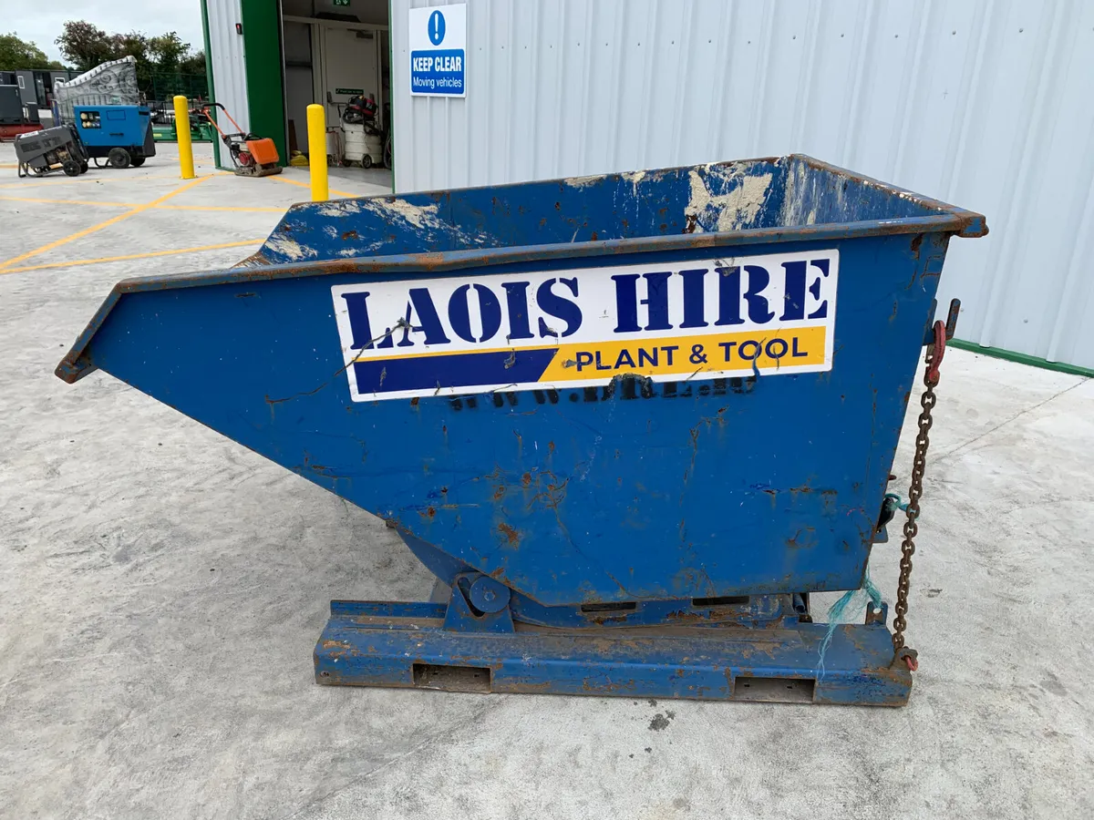 LARGE SELECTION OF TIPPING SKIPS FOR AUCTION - Image 2