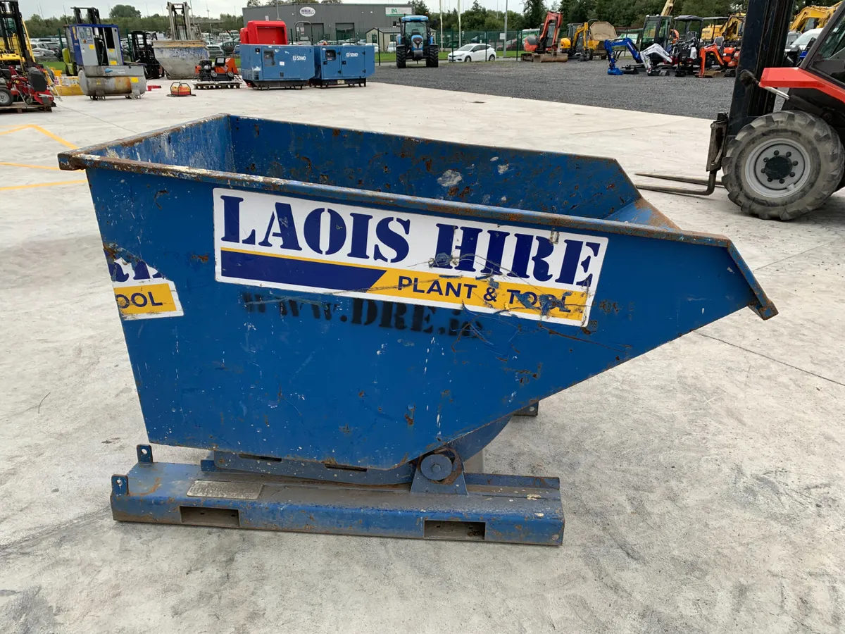 LARGE SELECTION OF TIPPING SKIPS FOR AUCTION - Image 3