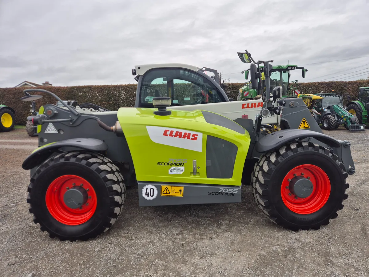 Claas Scorpion 7055 2017 - Image 4