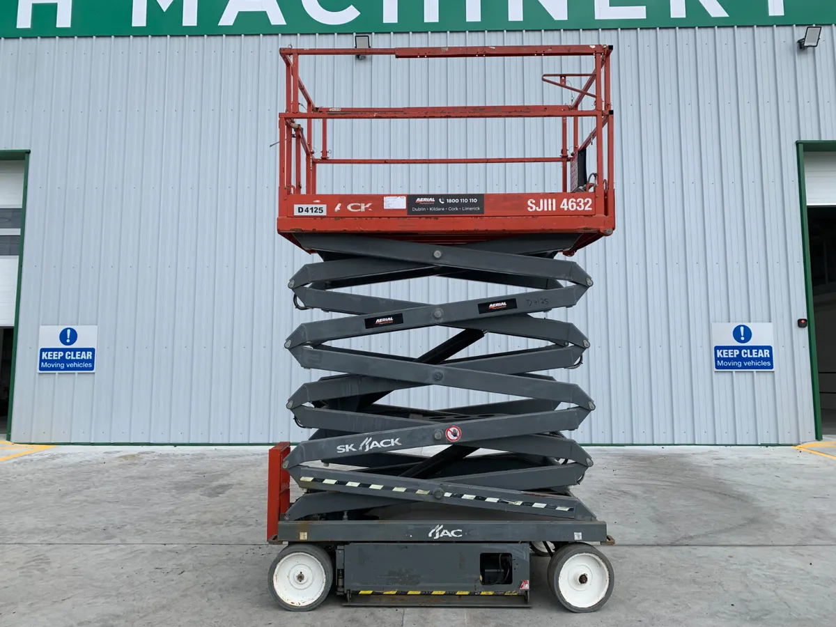 2018 SKYJACK SJ4632 ELECTRIC SCISSORS LIFT - Image 1