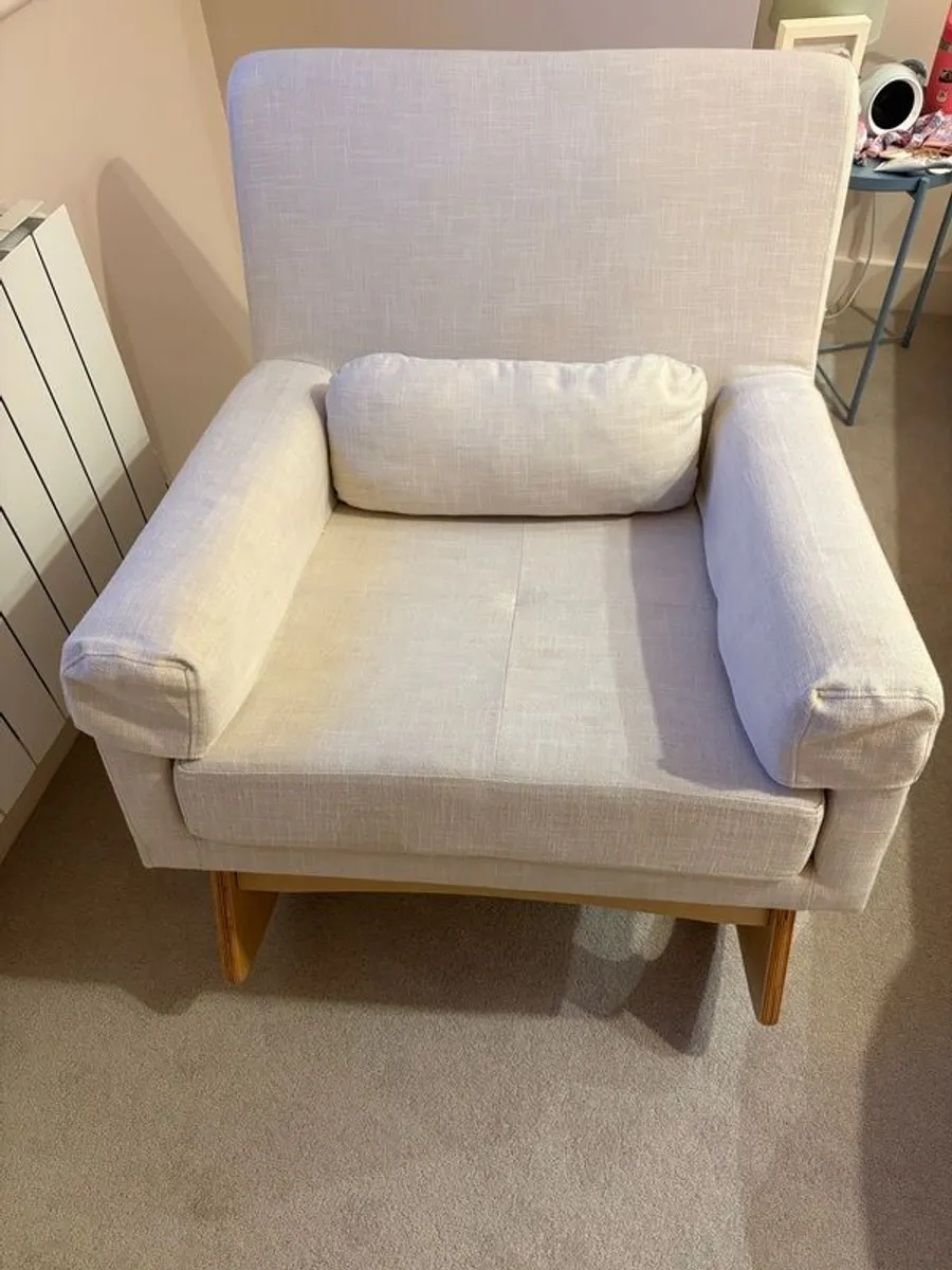 Rocking/Feeding Chair - Oak Legs - Image 3