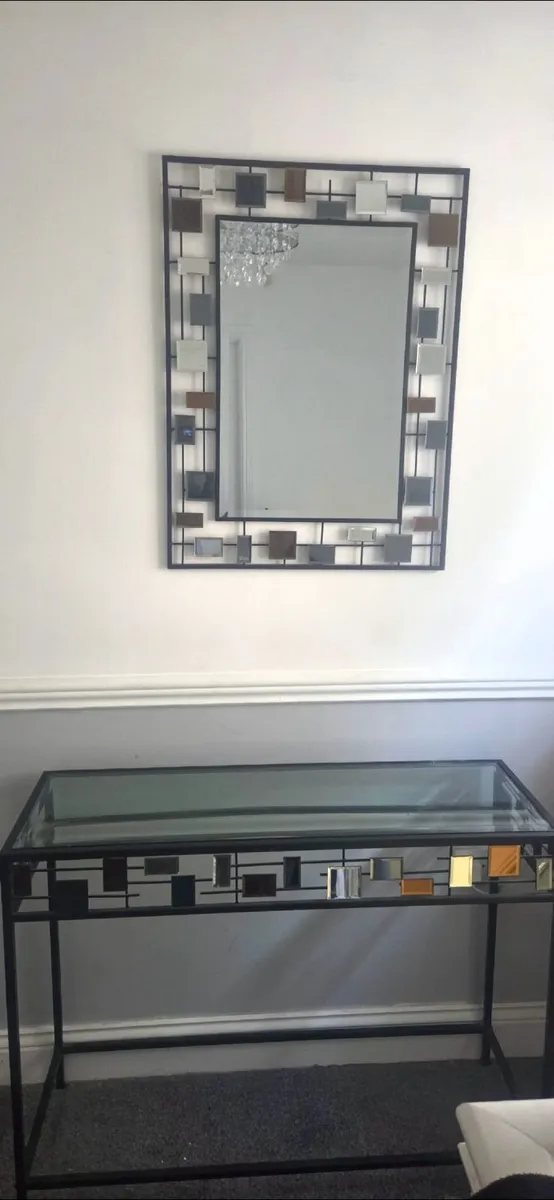 Console table and mirror - Image 4