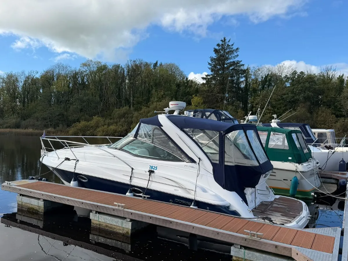 Doral Intrigue 32 sports cruiser twin D4 300hp - Image 2