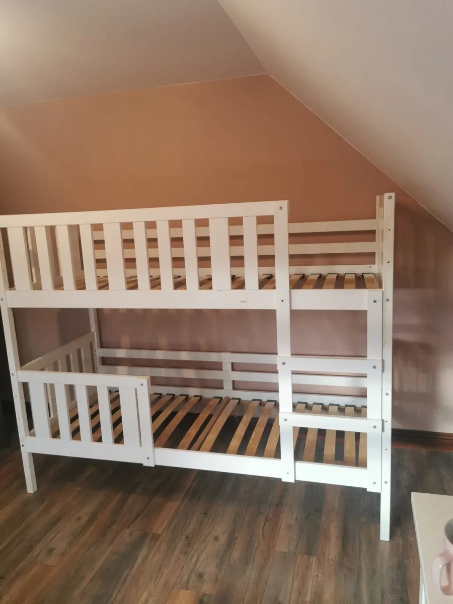 Kids bunk bed - Image 1