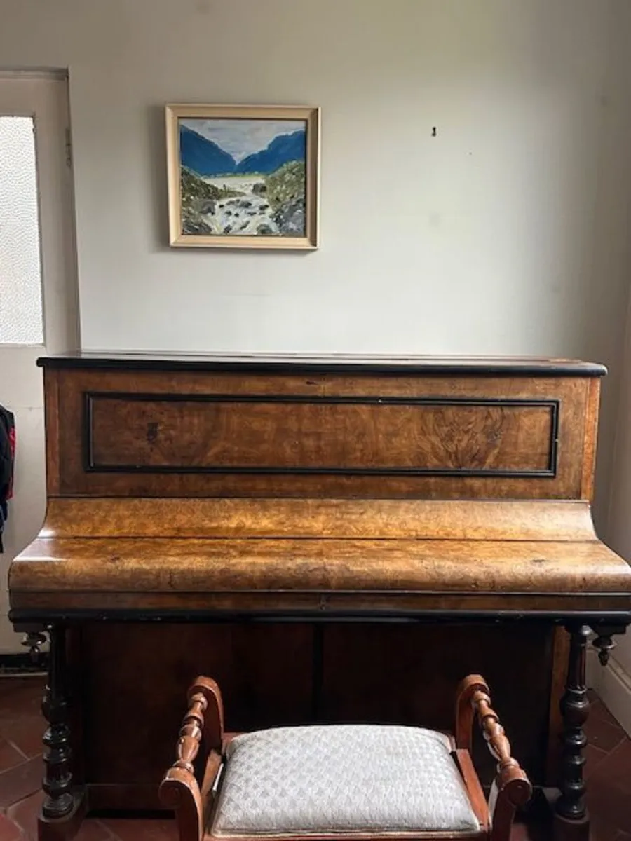 Piano - Image 2