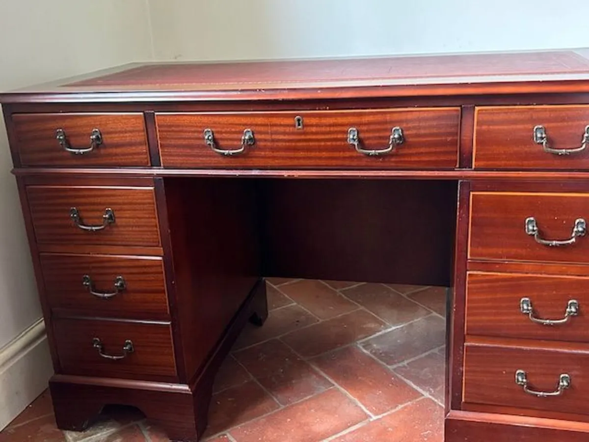 Mahogany office / study desk - Image 2