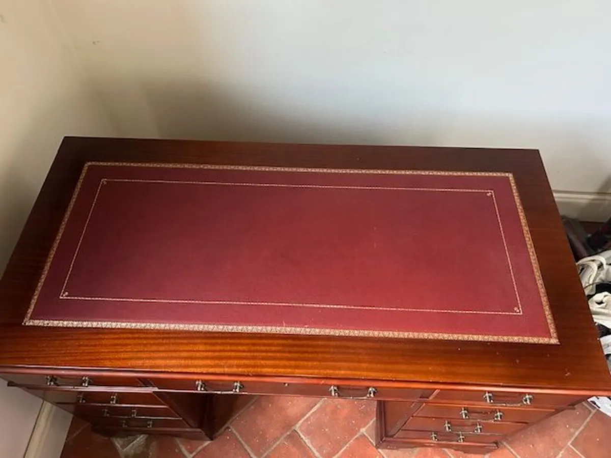 Mahogany office / study desk - Image 3