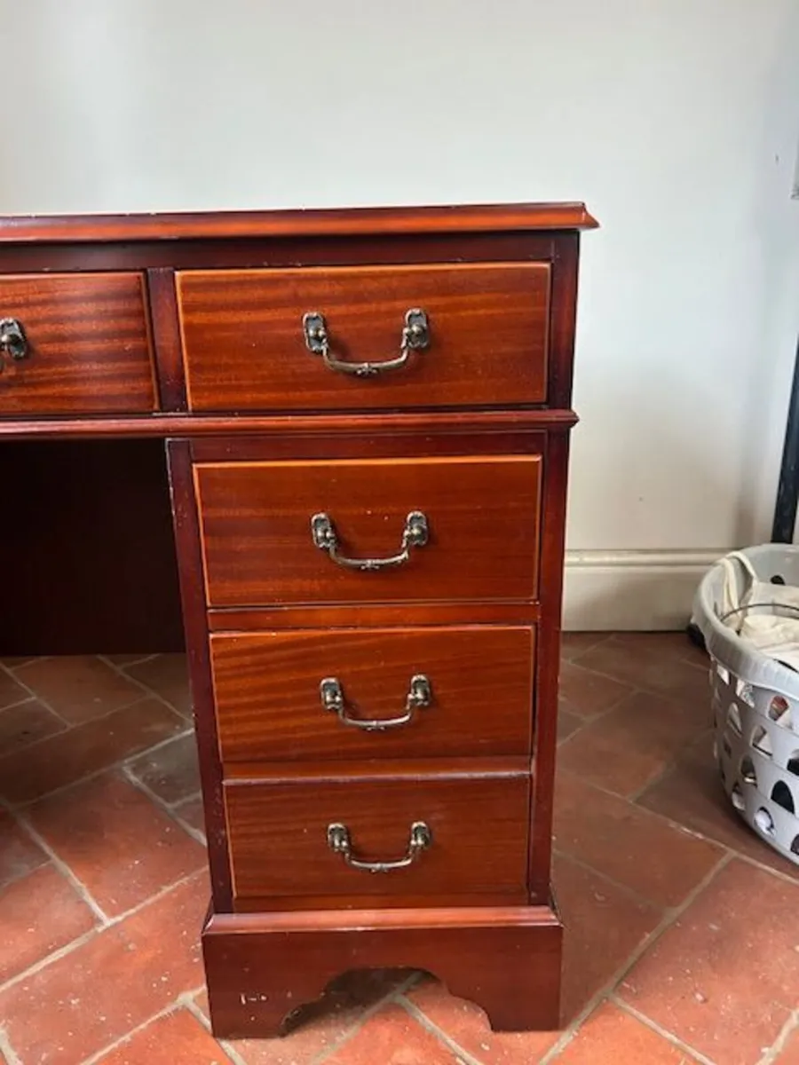 Mahogany office / study desk - Image 4