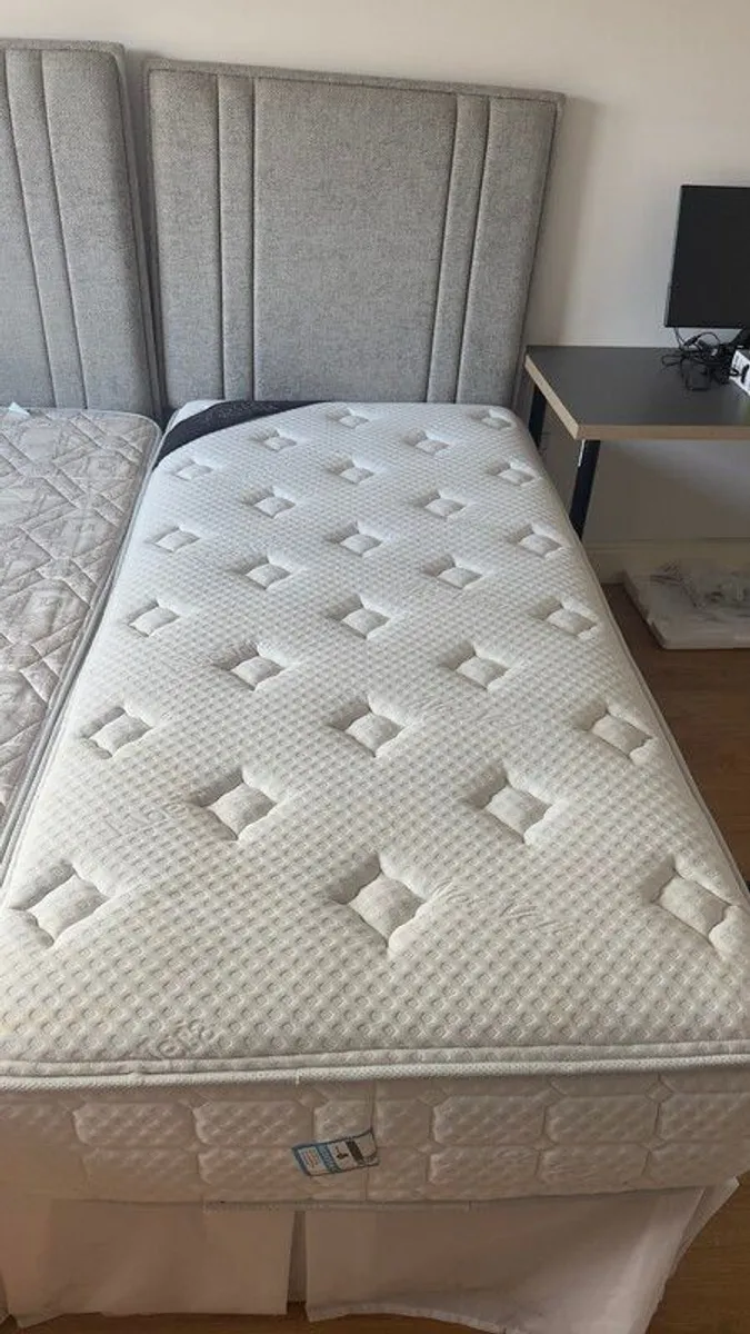 2x Single divan bed and mattress - Image 3