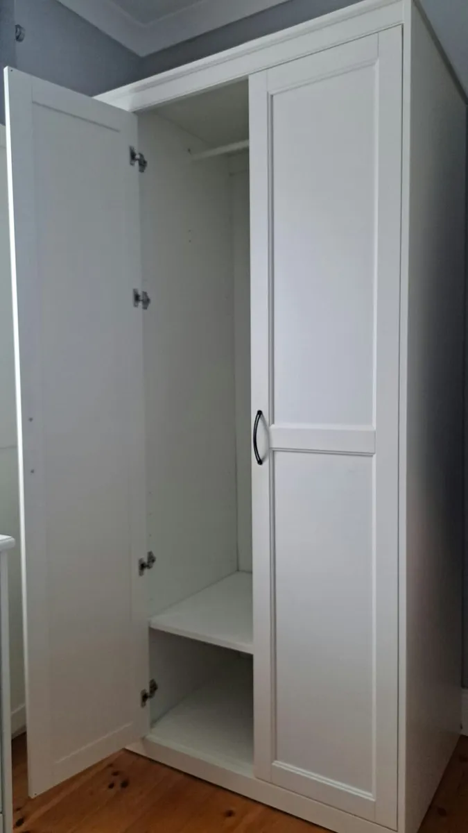 Wardrobe - Image 4