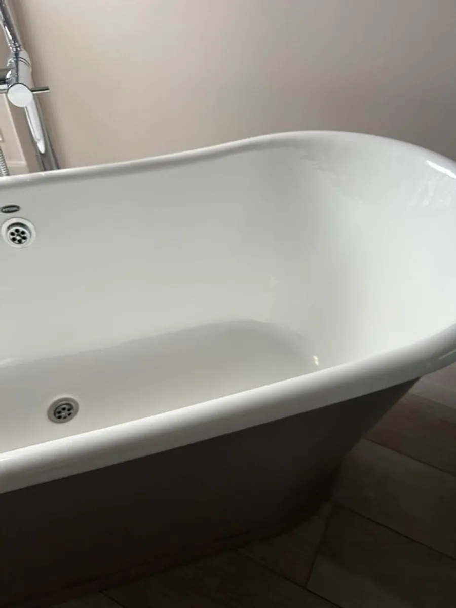 Cast Iron Bath - Image 4