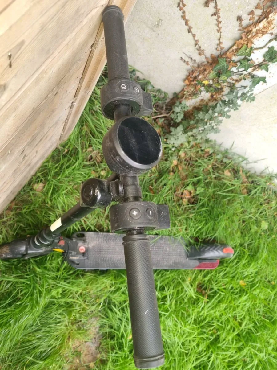 Electric Scooter - Image 3