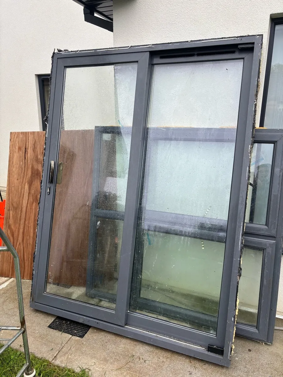 ✳️ 7X MATHCING HIGH QUALITY PVC SLIDING DOORS