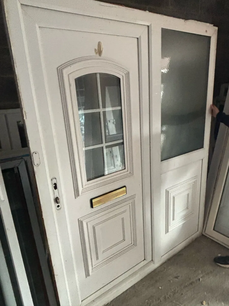 ✳️ HIGH QUALITY UPVC FRONT DOOR QUICK SALE