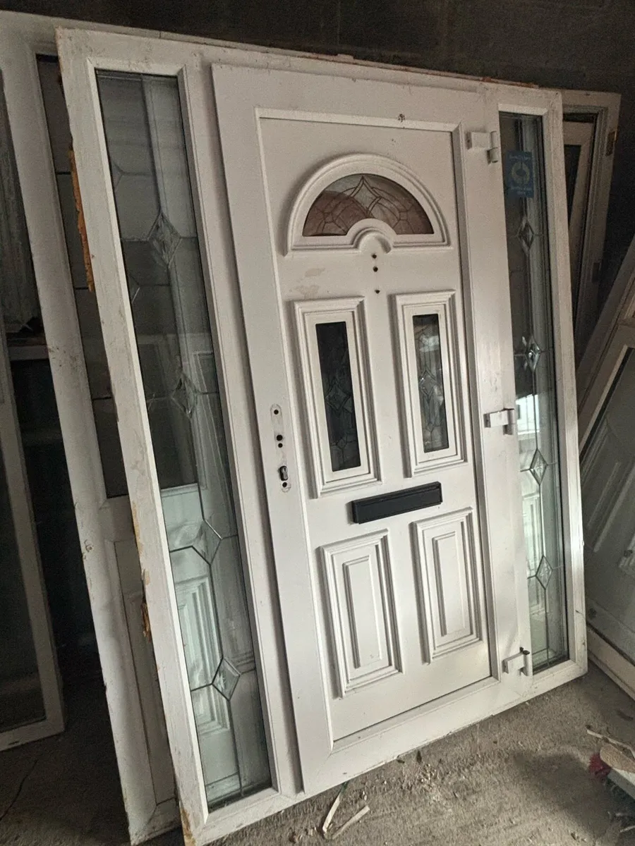✳️ HIGH QUALITY UPVC FRONT DOOR QUICK SALE