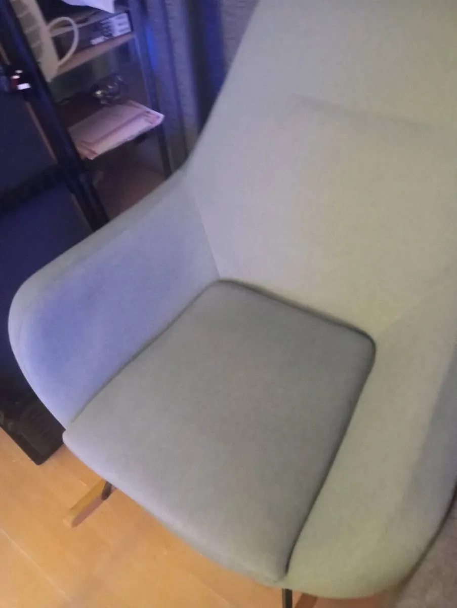 Chairs  jysk - Image 1
