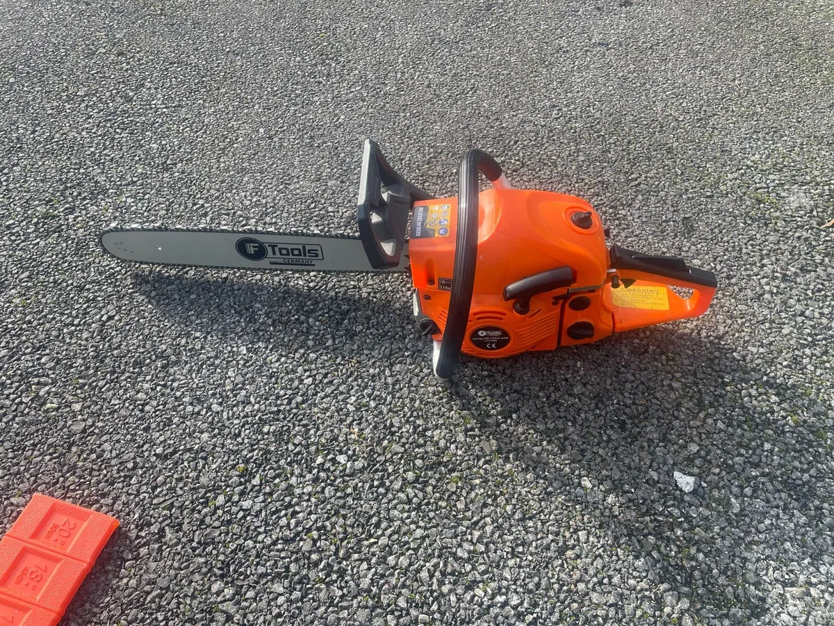 Chainsaw - Image 1