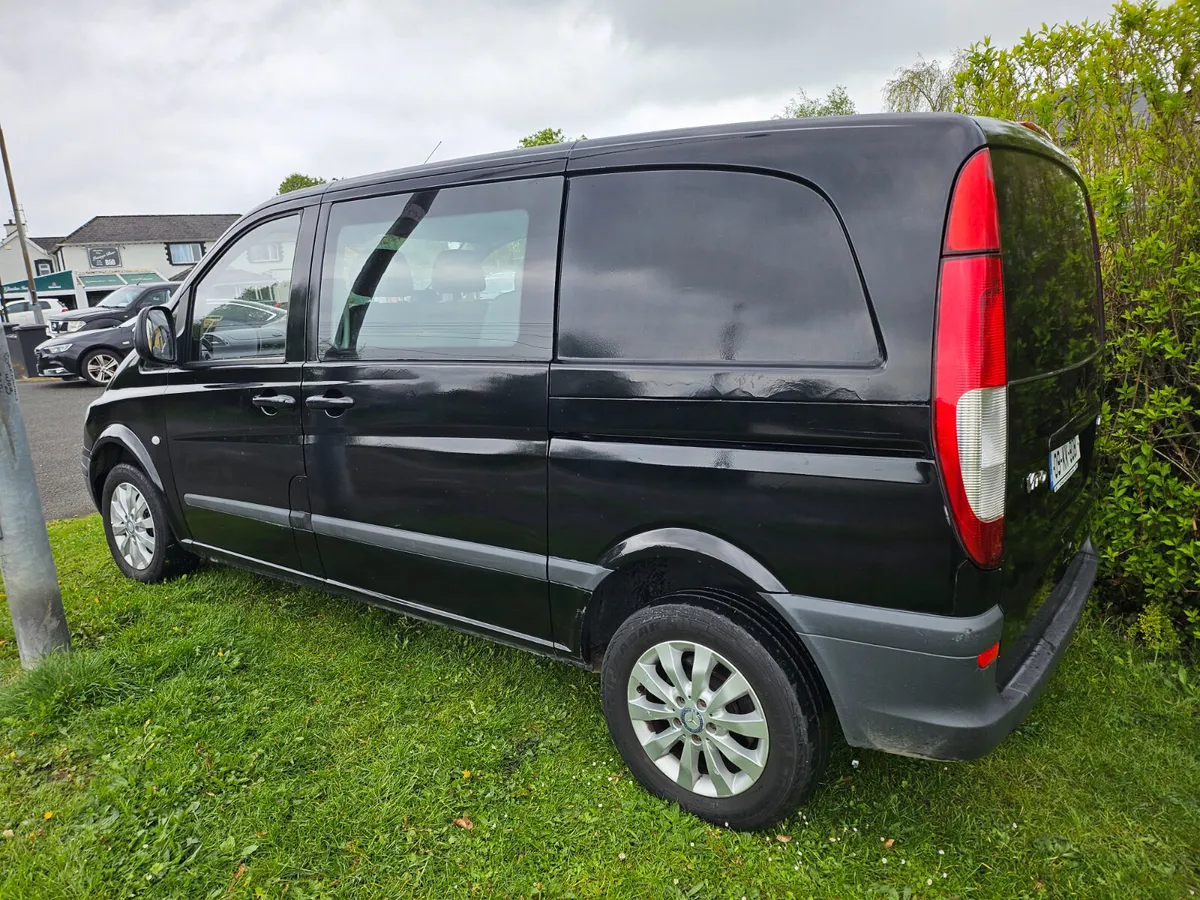 Mercedes-Benz V-Class 2009 - Image 3