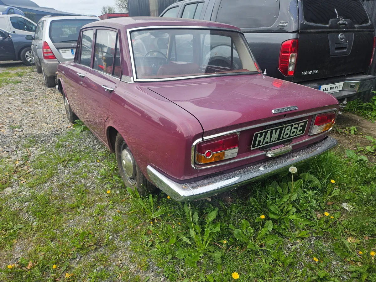 1967 Toyota Corona - Image 4