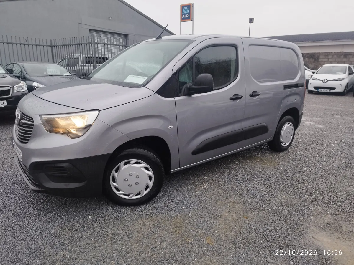 2020 Vauxhall Combo 1.5 cdti 2000 limited - Image 1