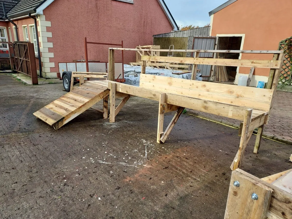 Sheep equipment - Image 1