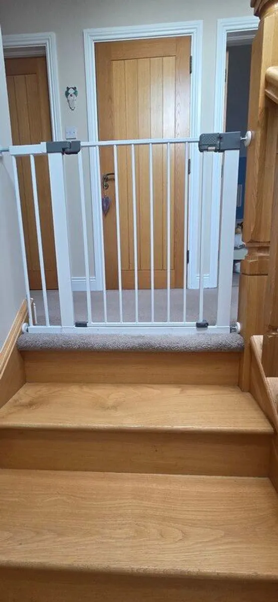 safety 1st stair gate - Image 4
