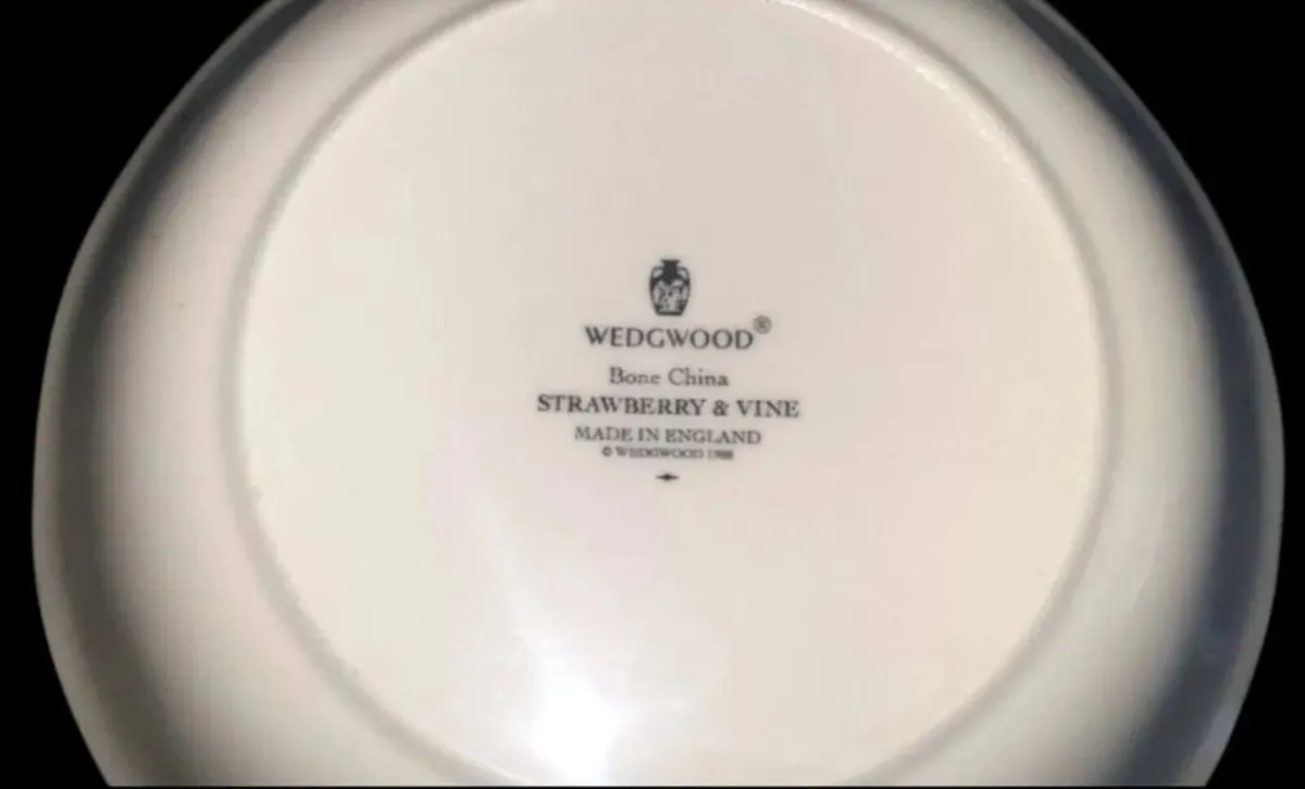 Vintage Wedgwood Strawberry & Vine Breakfast Duo - Image 3