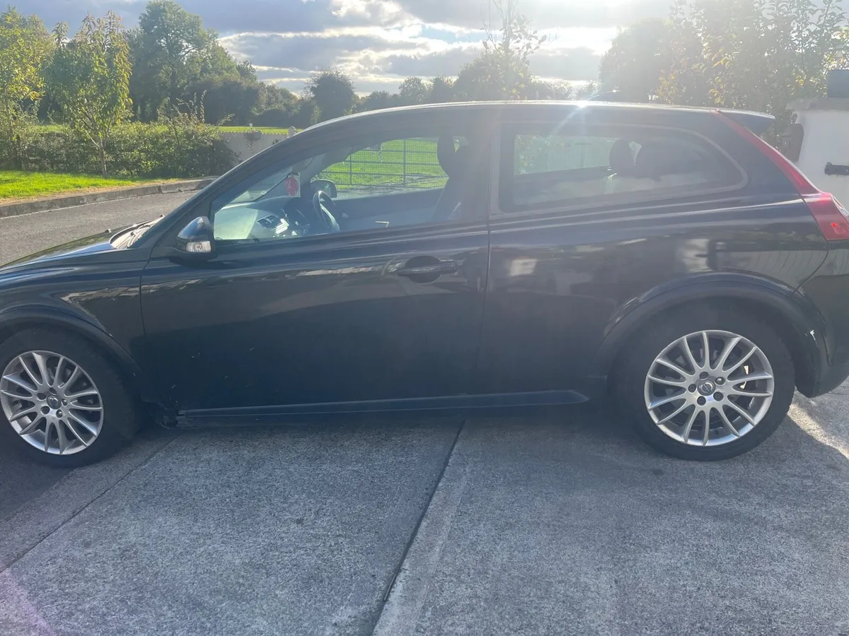 VOLVO C30 - Image 3