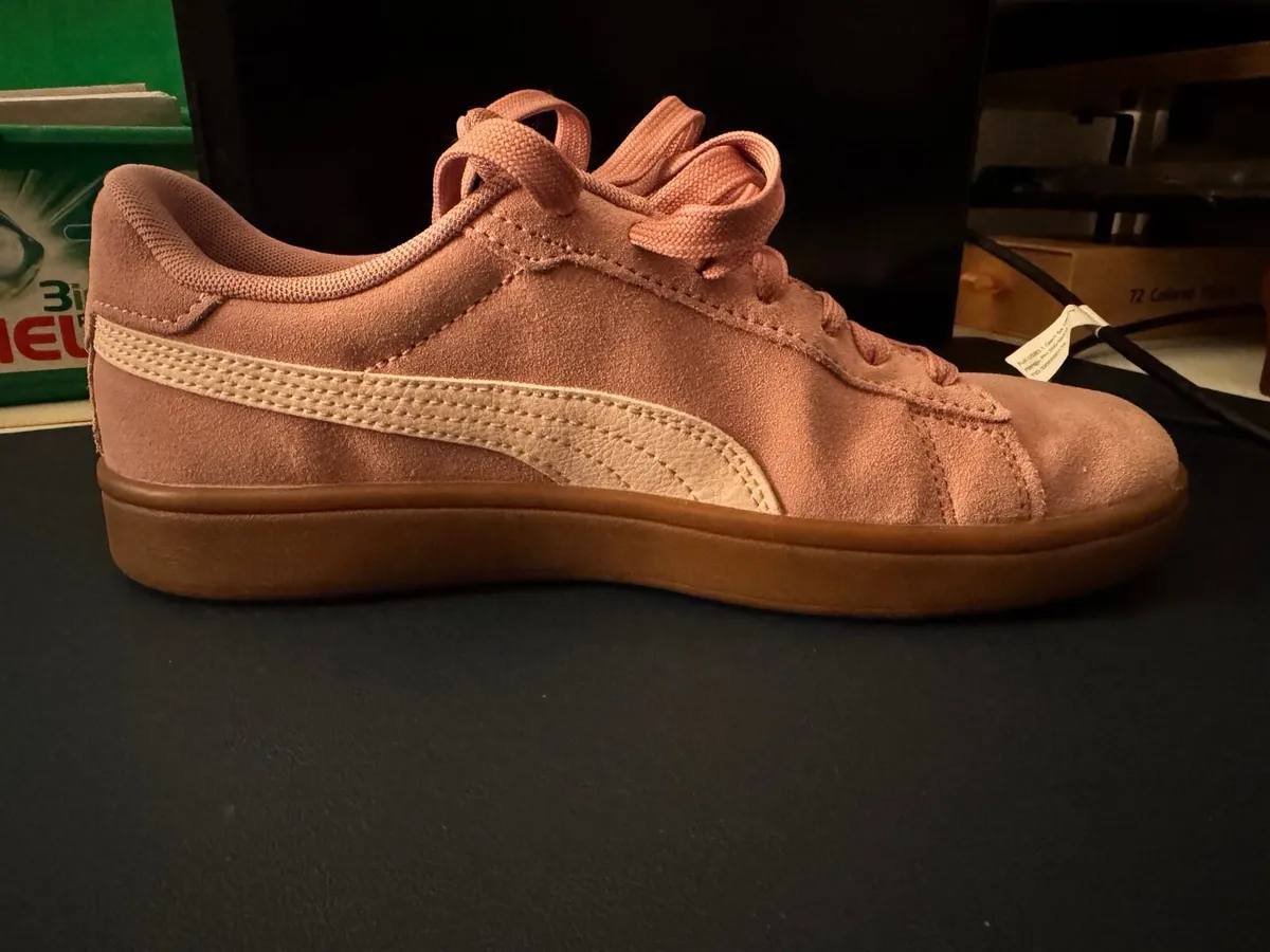 Women’s Puma Shoes - Image 3