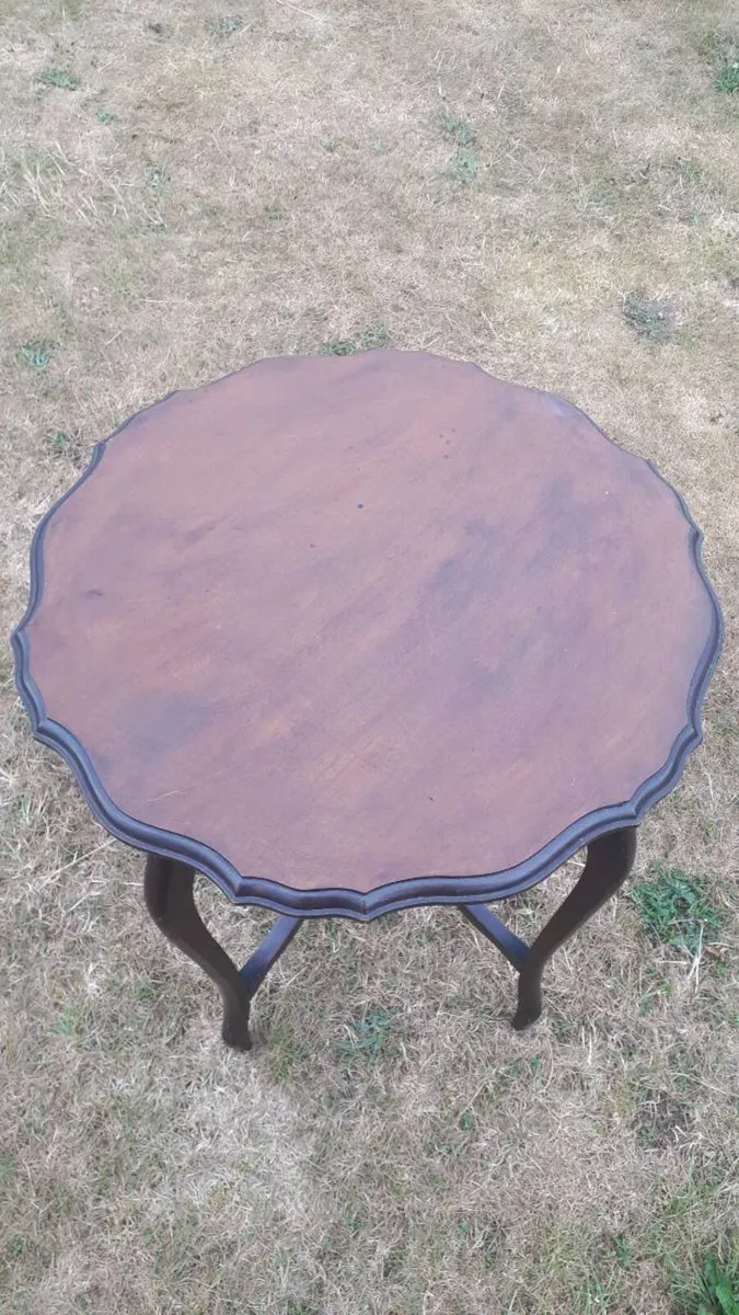 Ocassional Table - Image 2