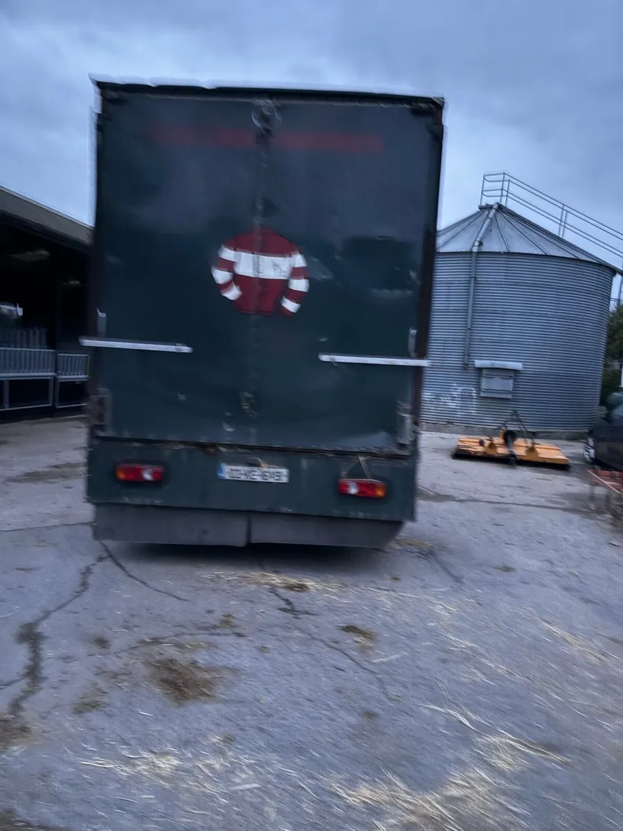 Horsebox - Image 1