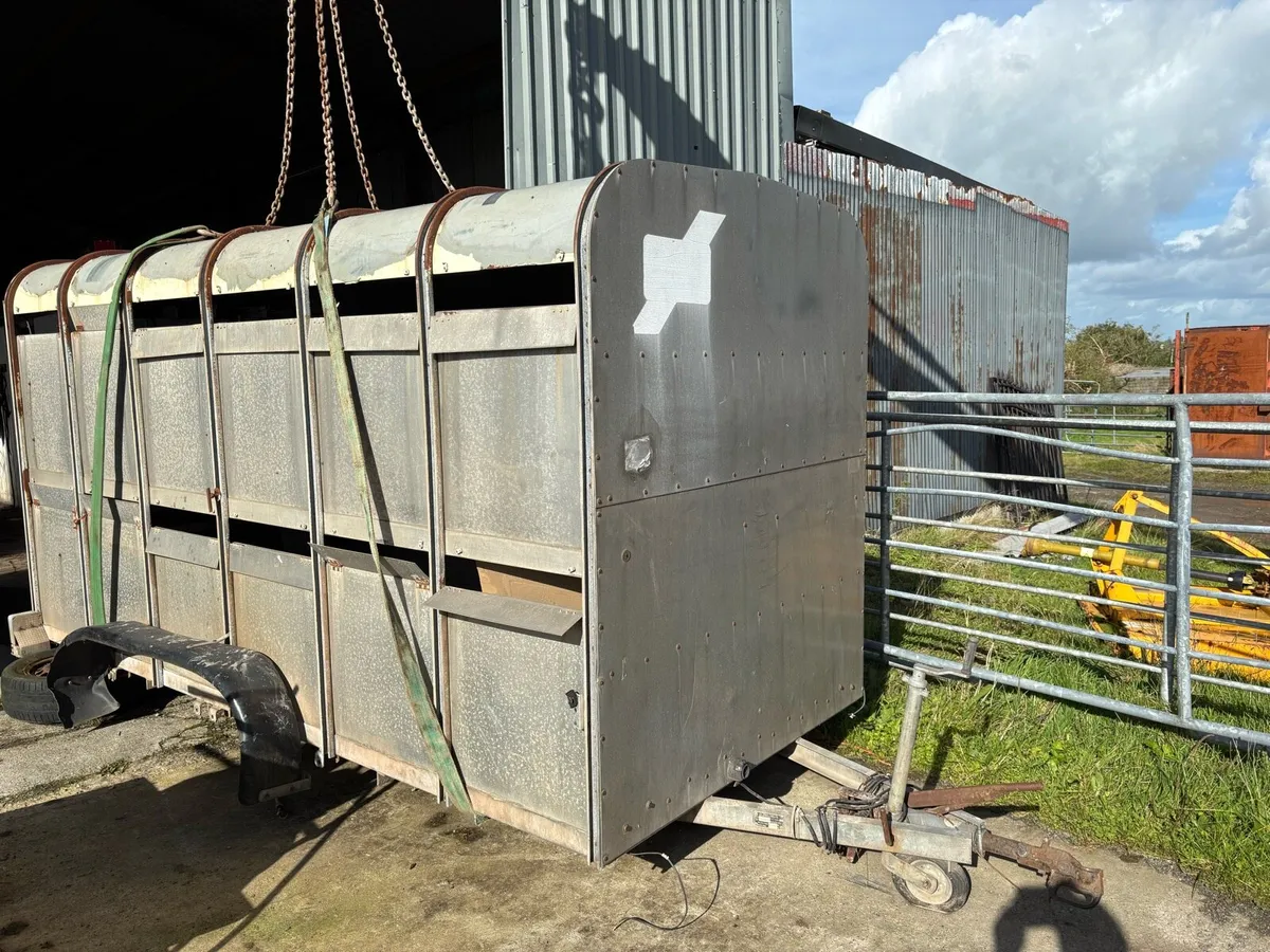 Cattle trailer - Image 2
