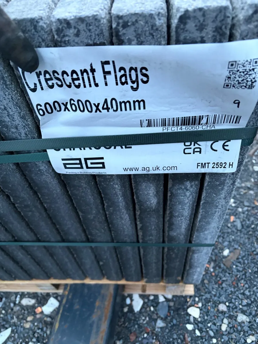 Ag cresent charcoal flagstone, 600x600 - Image 4