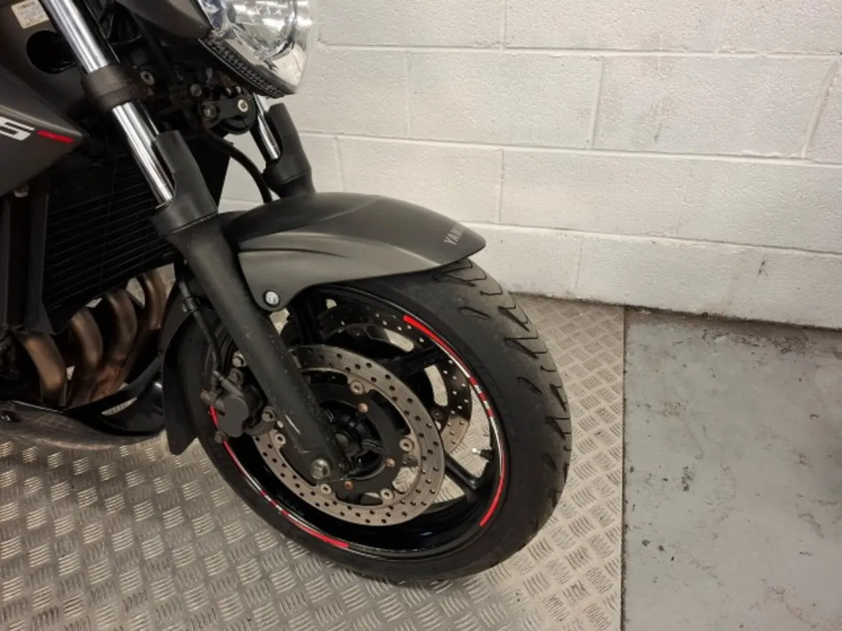 Yamaha XJ6 600 2014 - Image 3