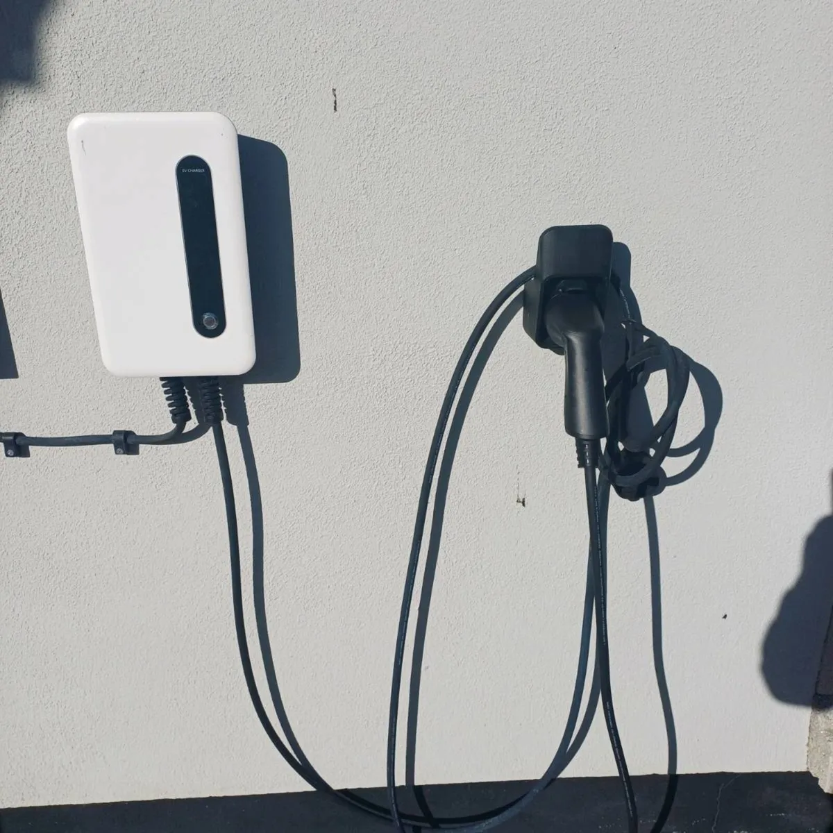 EV charger - Image 2