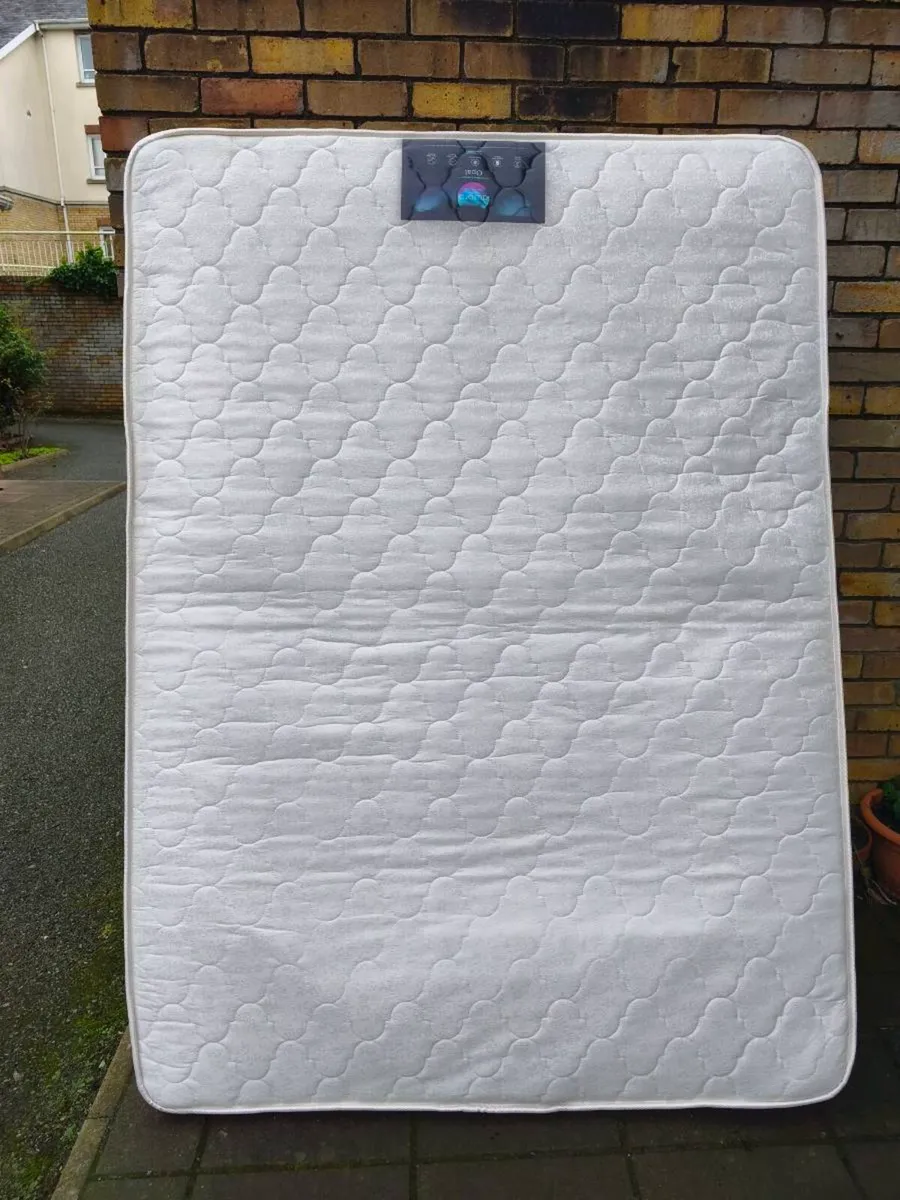 Double bed mattress - Image 2