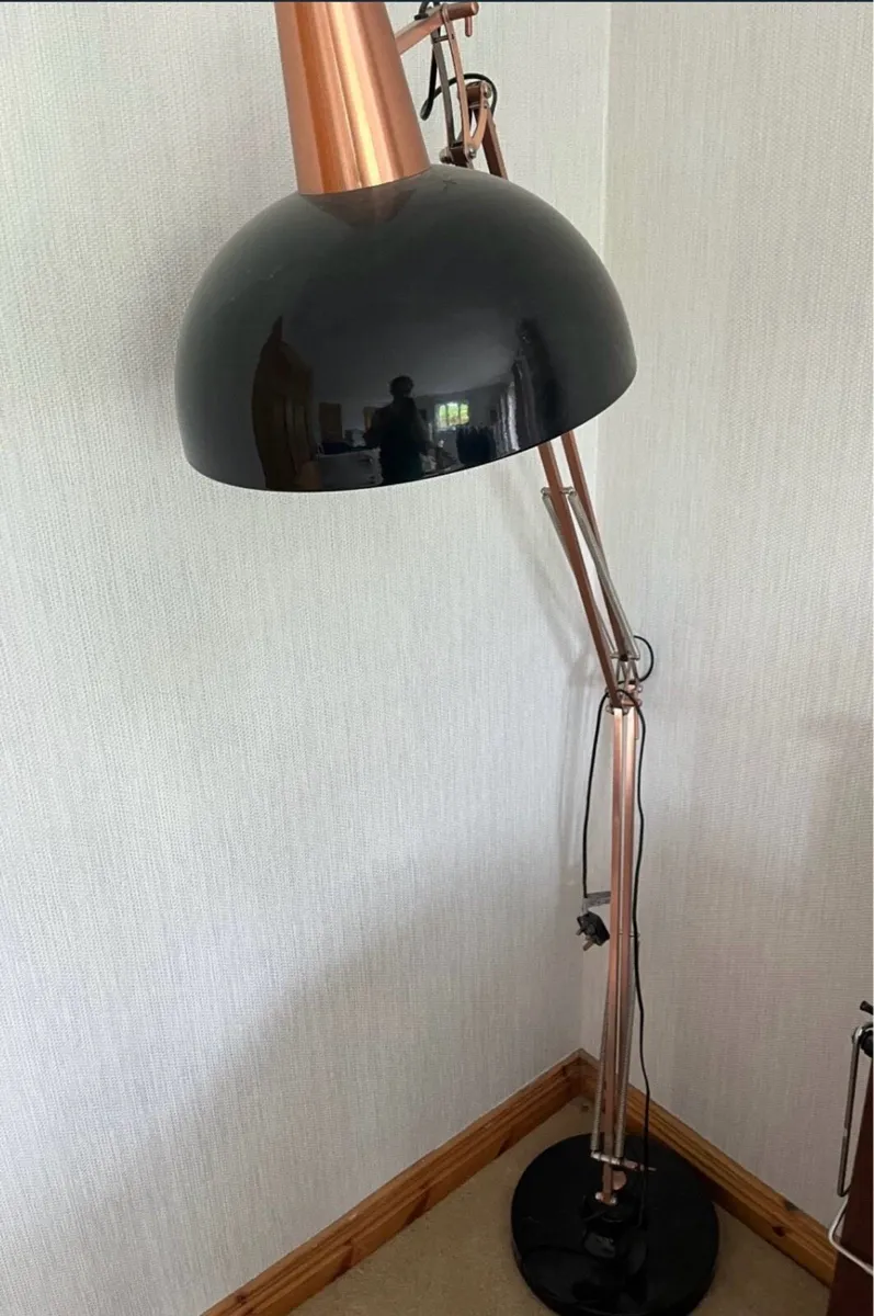 Floor lamp - Image 1