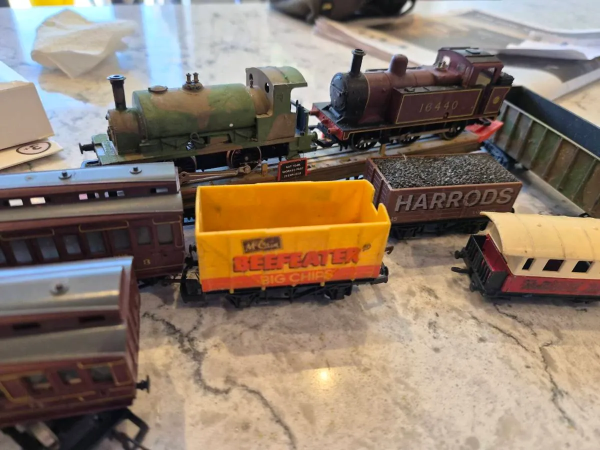 Hornby railway locomotives - Image 3