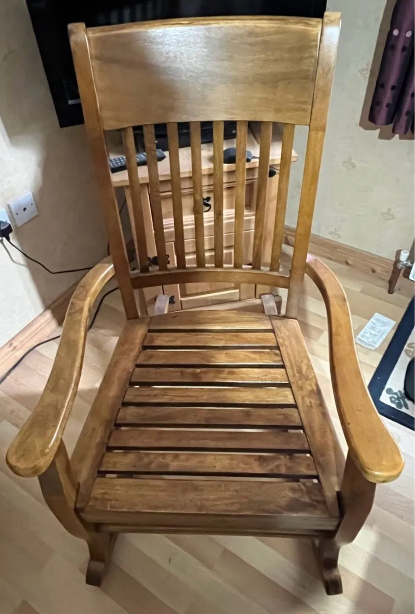 Rocking chair - Image 1
