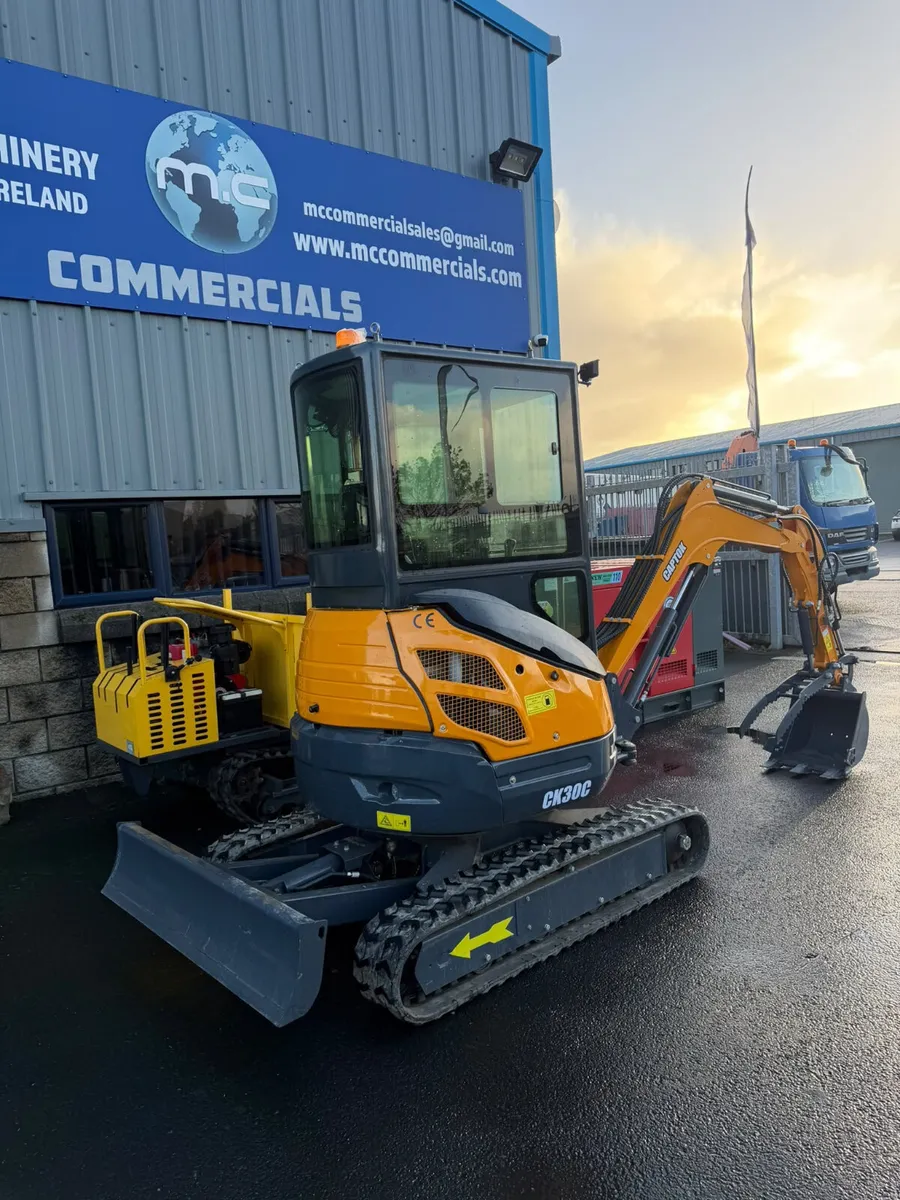Brand-New 2026 Captok CK30C Mini Digger – 3 Ton - Image 2